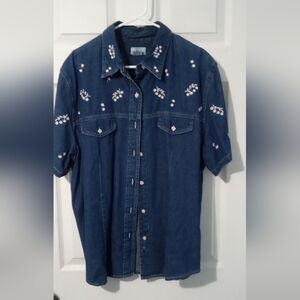 Vintage Kikomo Embroirdered Blue and White Button Down Shirt
